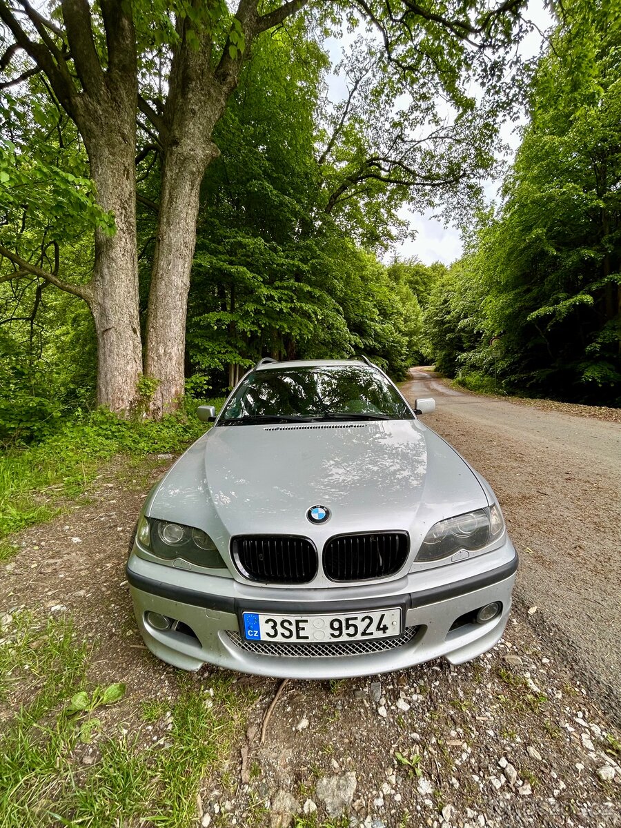 Bmw 330d tovární Mpaket