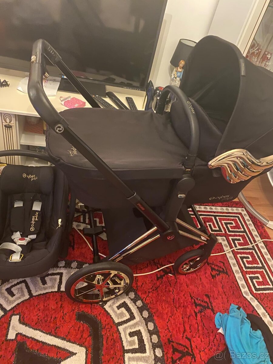 Kočárek cybex