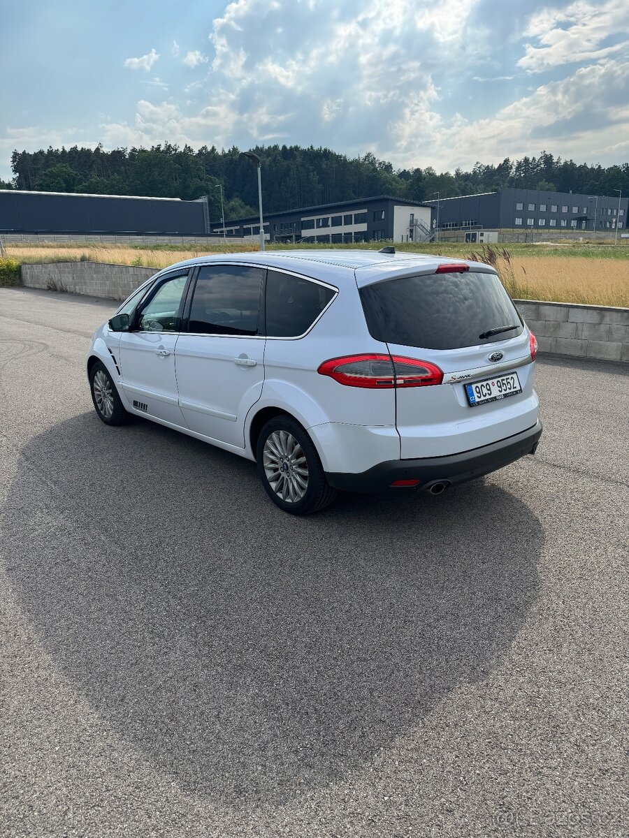 Ford-SMax