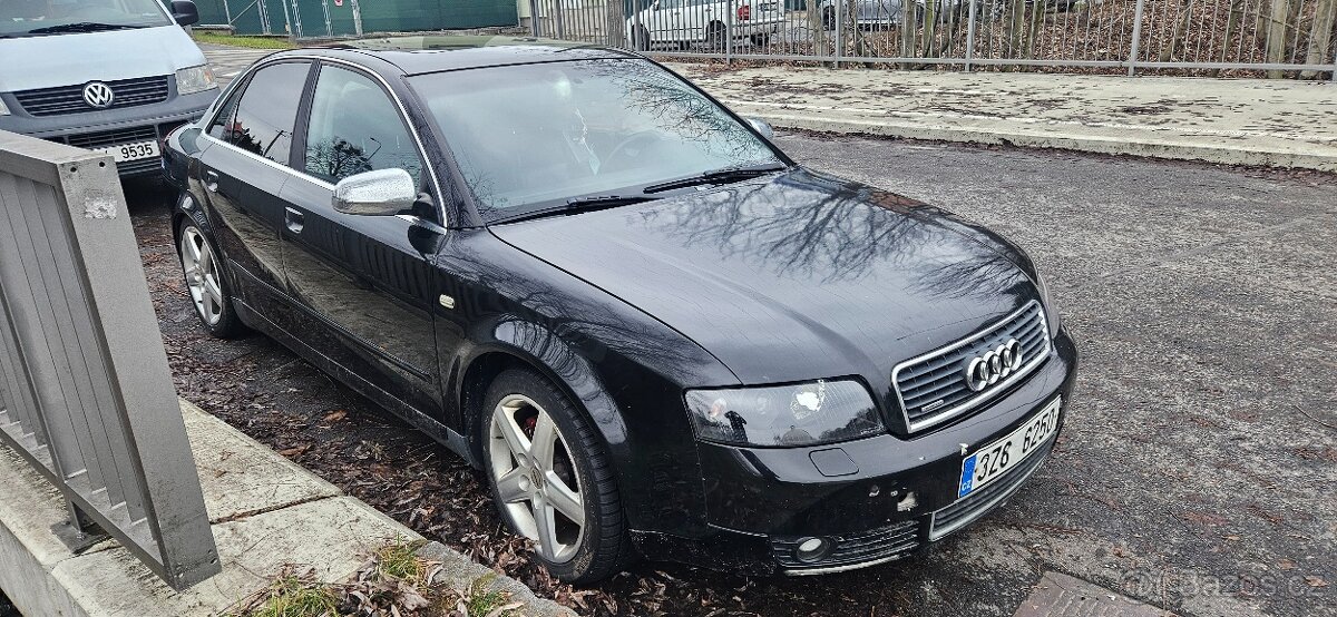 Audi A4 B6 3.0i po nehode