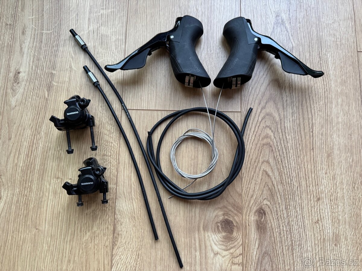 Brzdové a řadící páky Shimano