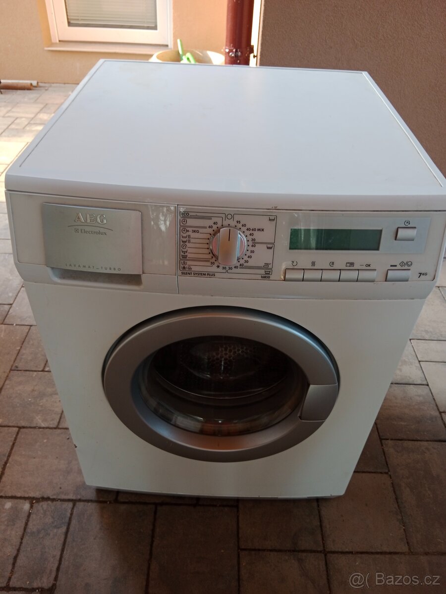 Automaticka pracka AEG