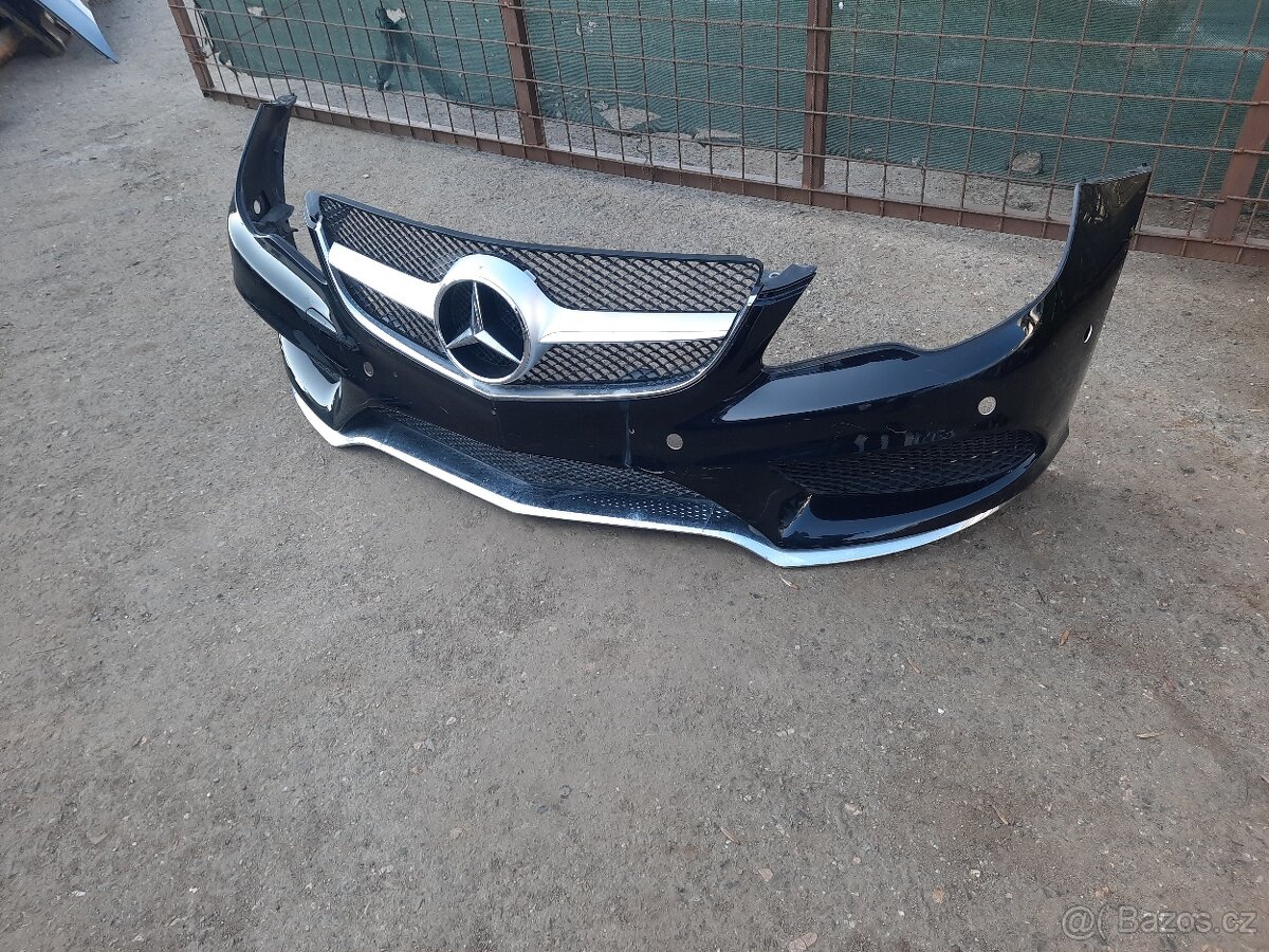 mercedes benz w207 - predni naraznik