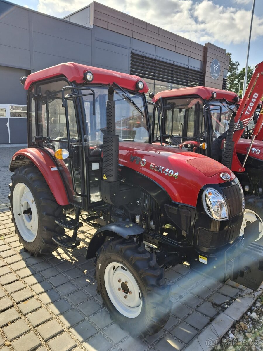 Malotraktor YTO ESK404c