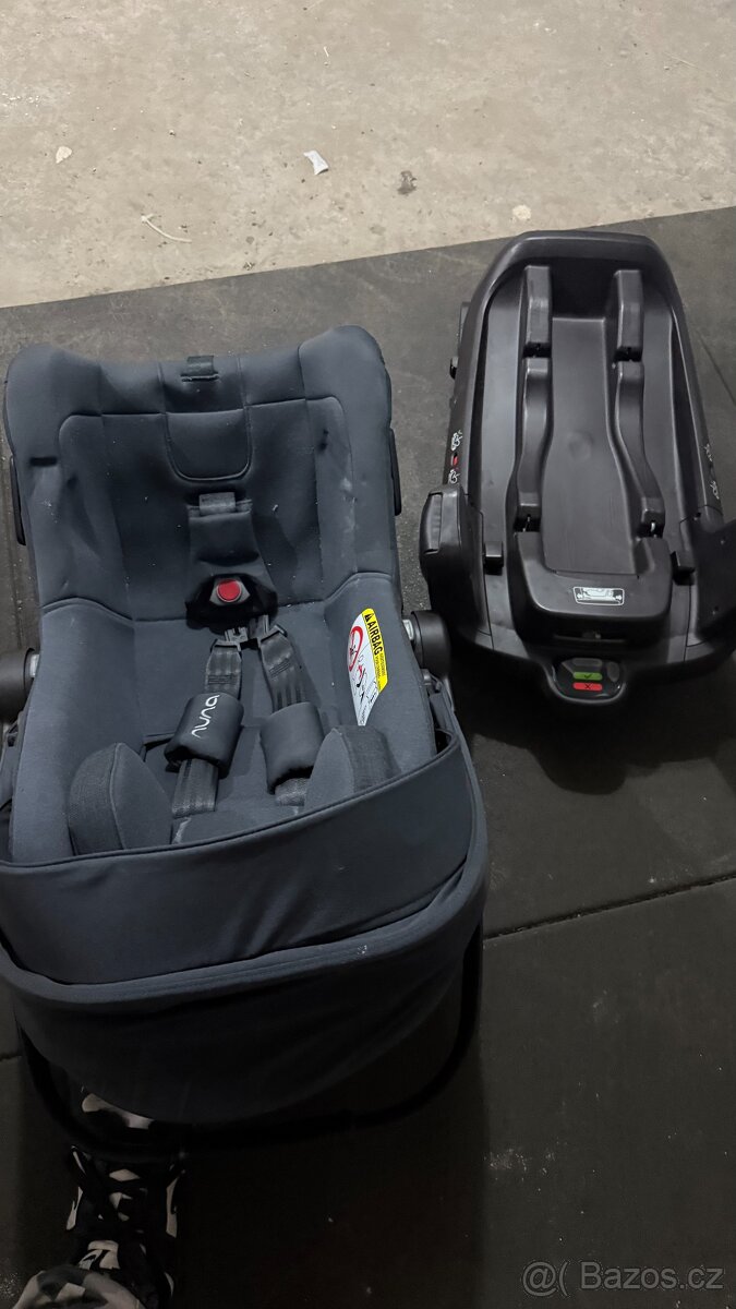 Autosedačka NUNA Pipa Next + ISOFIX