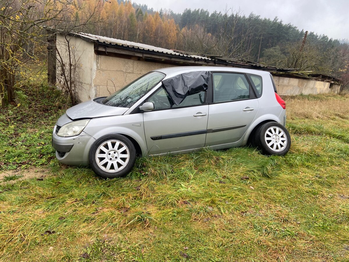 Renault Scenic 1.5 dci 152 tis. km