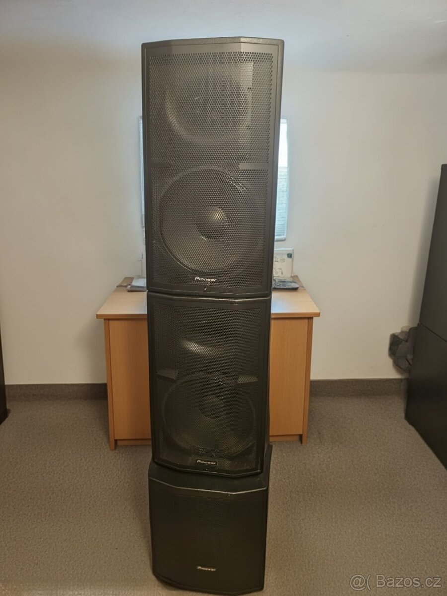 2x Pioneer XPRS 15