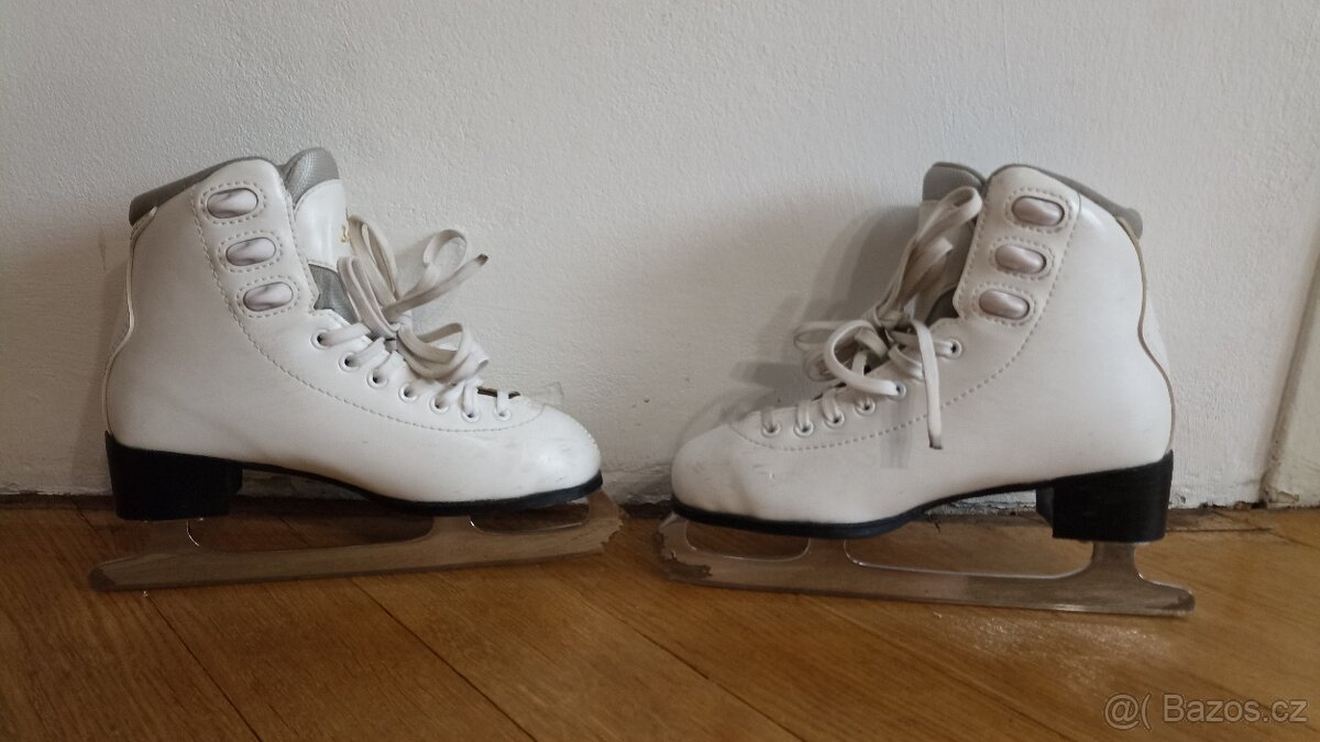 Dívčí/Dámské brusle 35 GRAAF