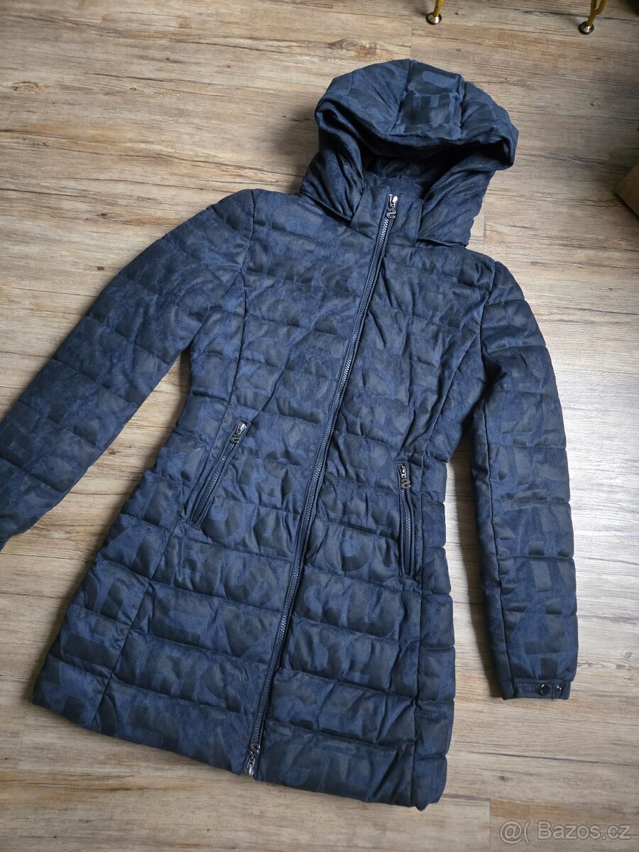 Dámska zimná bunda Desigual –model Padded Letras, veľkosť 36