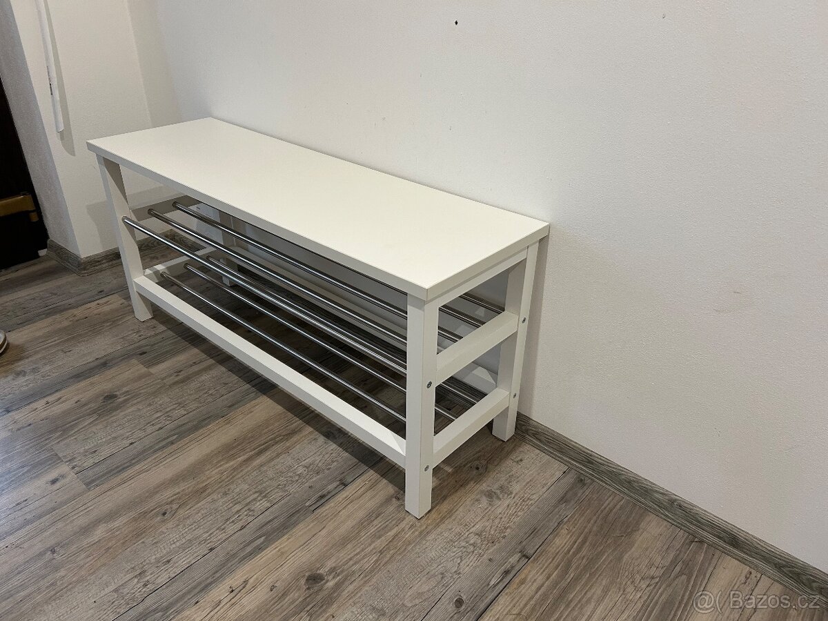 Lavice s botníkem TJUSIG IKEA