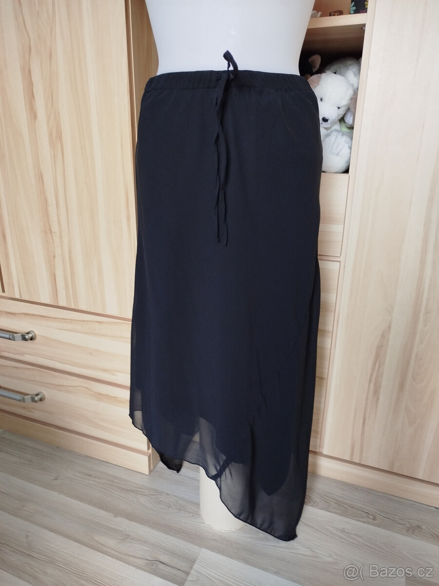 černá sukně, zn.HM