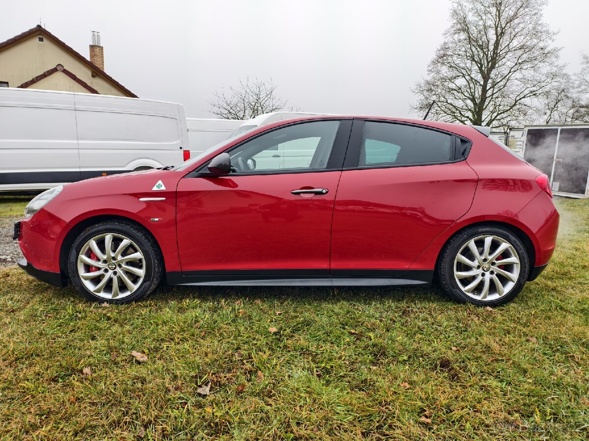 Alfa Romeo Giulietta QV