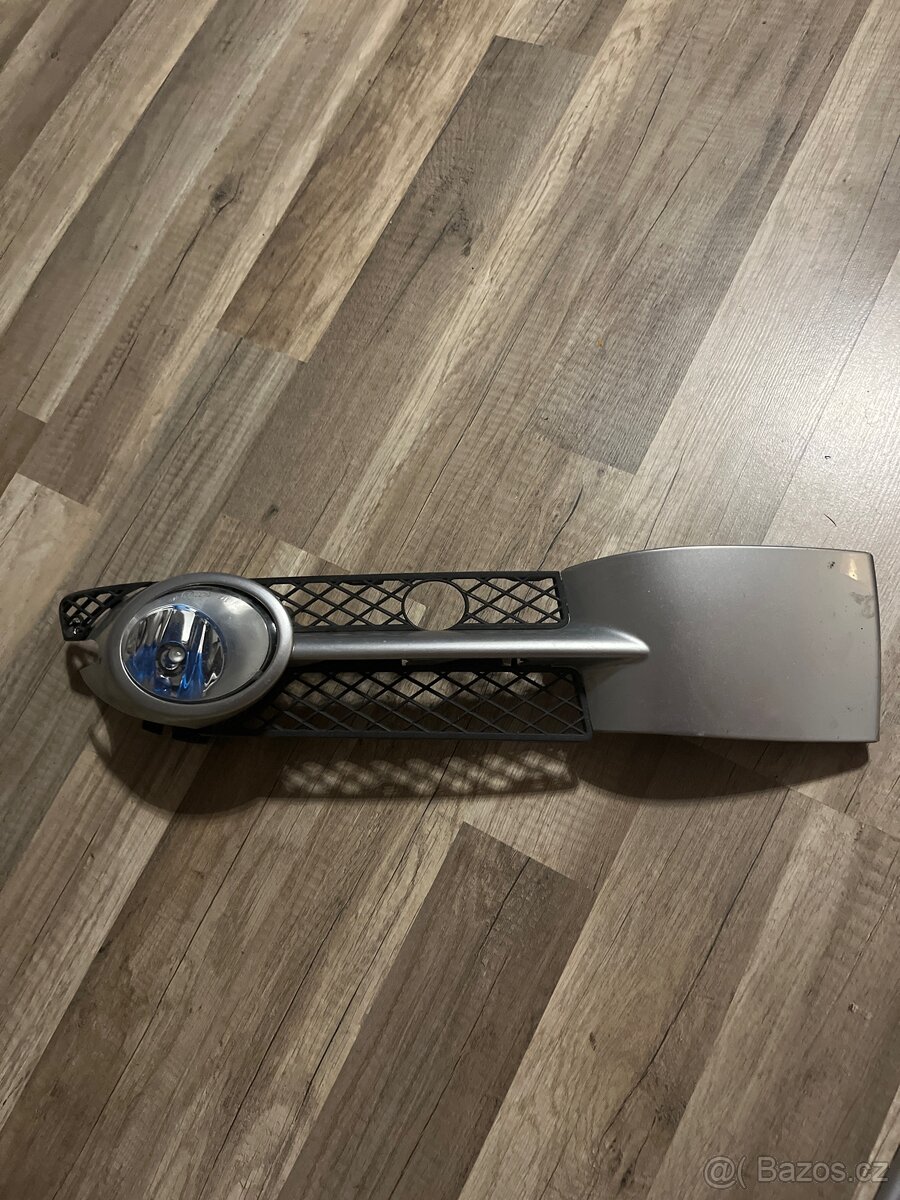 Krytka pravé mlhovky VW Phaeton +senzory