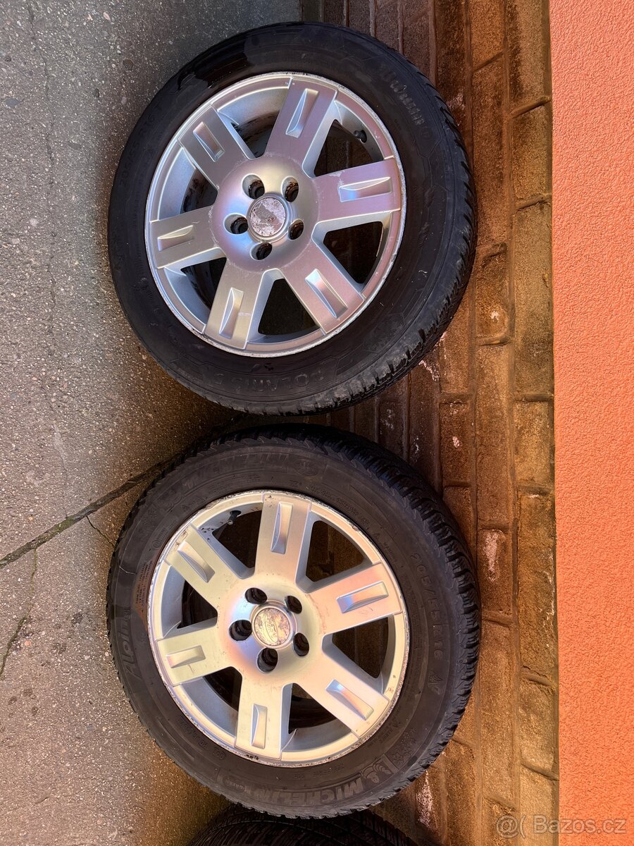 ALU kola Ford