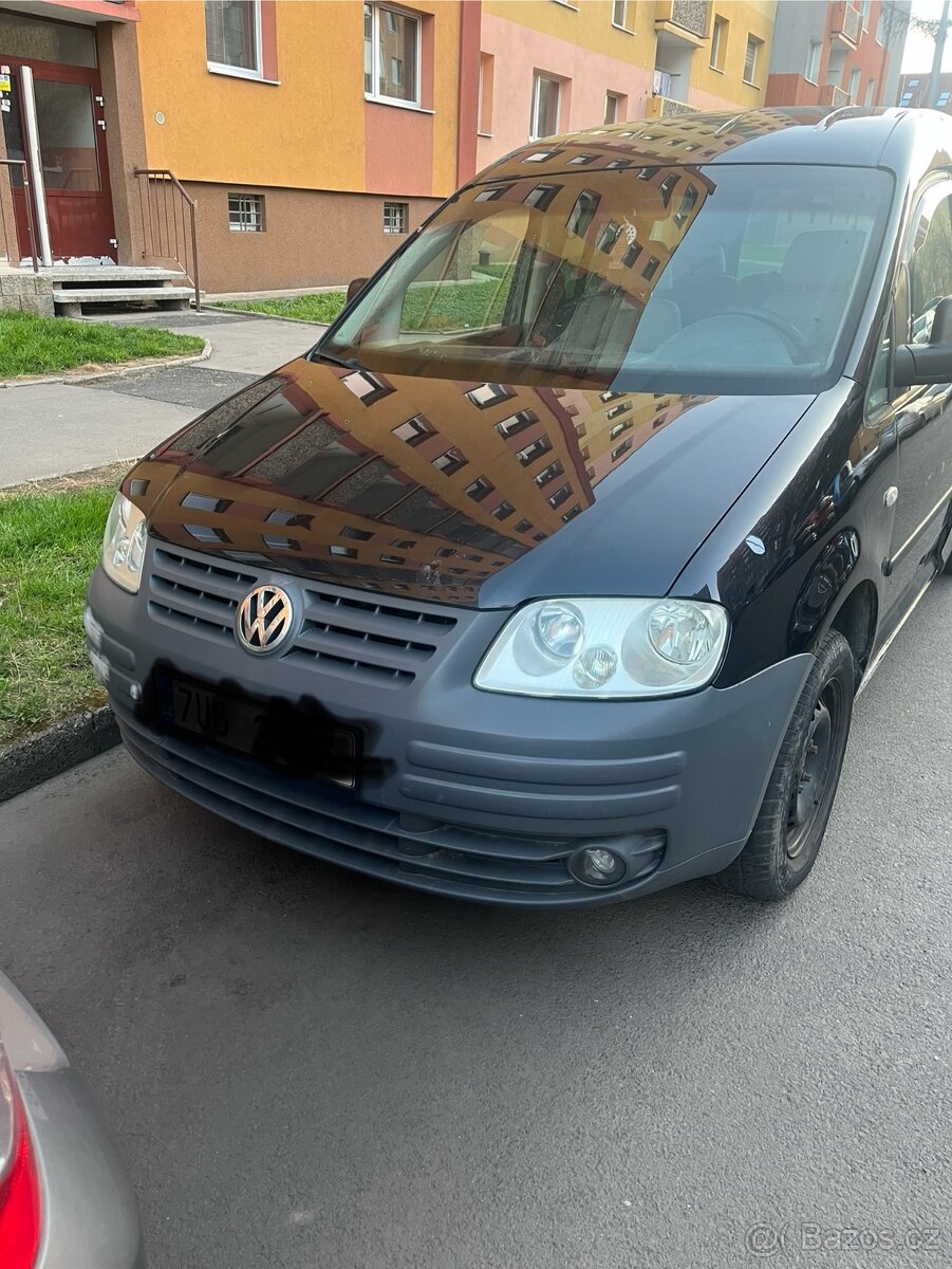 Prodam volkswagen caddy 1.4 16v 55kw