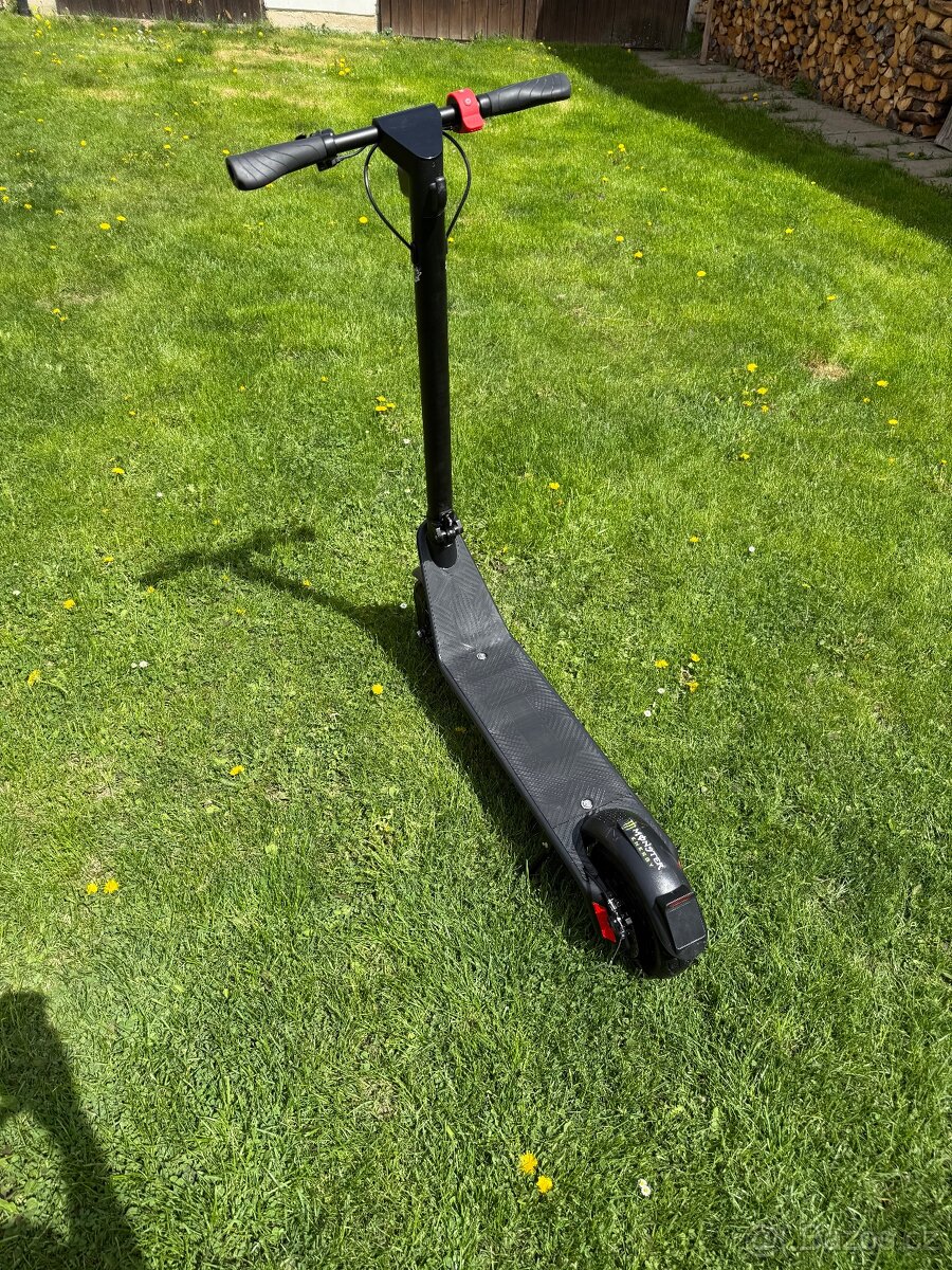Elektrokoloběžka HX X9 500W (Cory Cool)