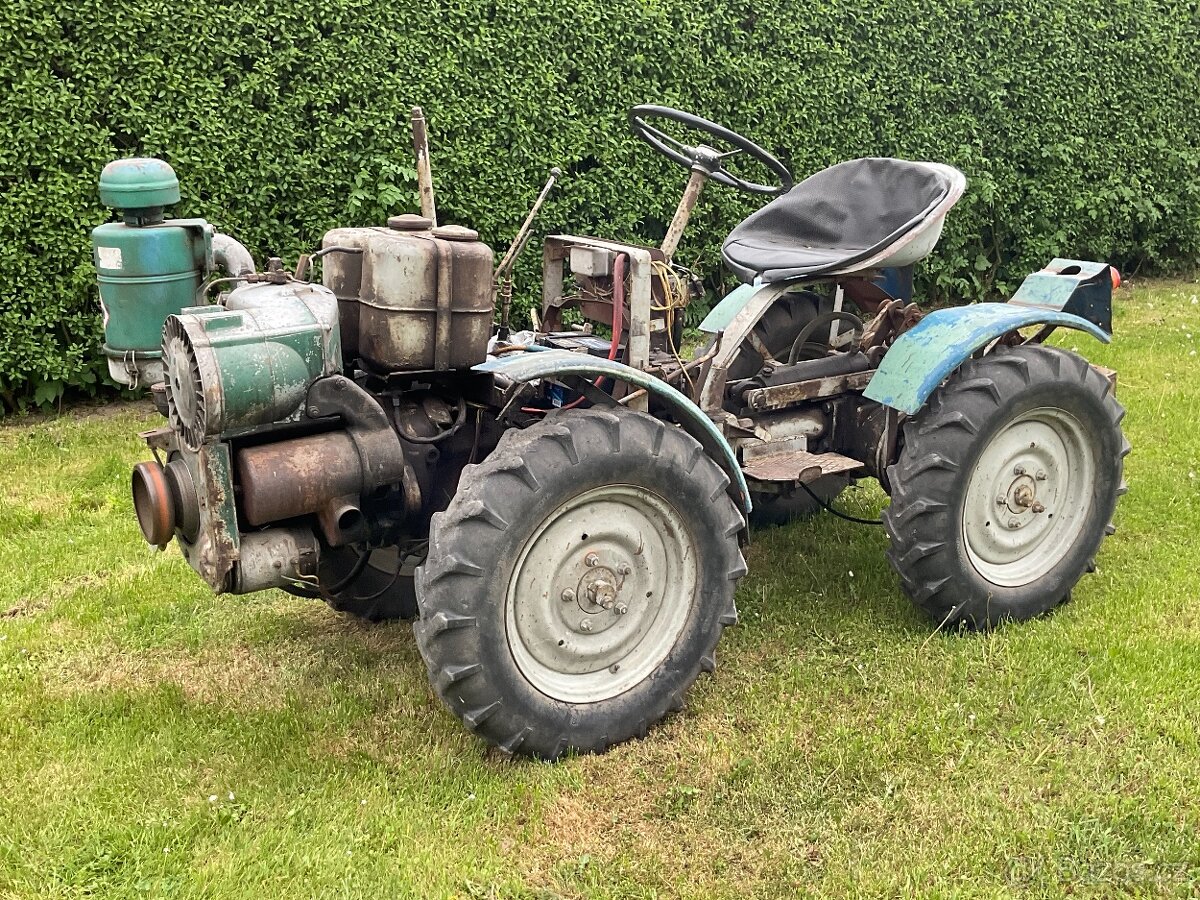 Prodám malotraktor TZ4K