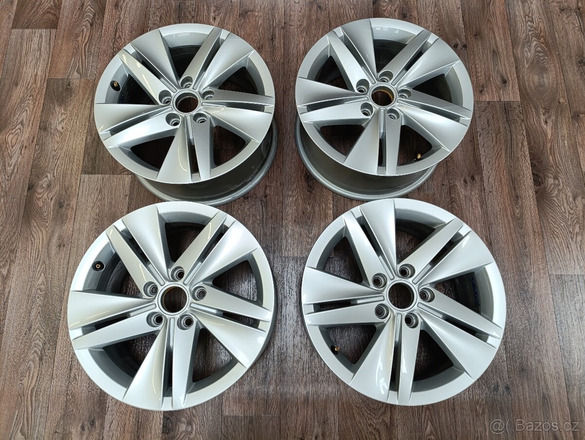 5x112 Volkswagen 7Jx16 ET48 NORFOLK číslo 5H0601025 alu
