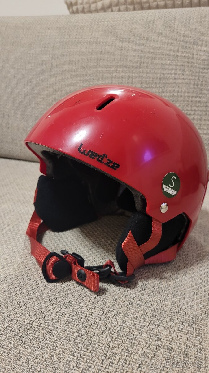 Dětská / junior helma WEDZE vel S 48-52 cm