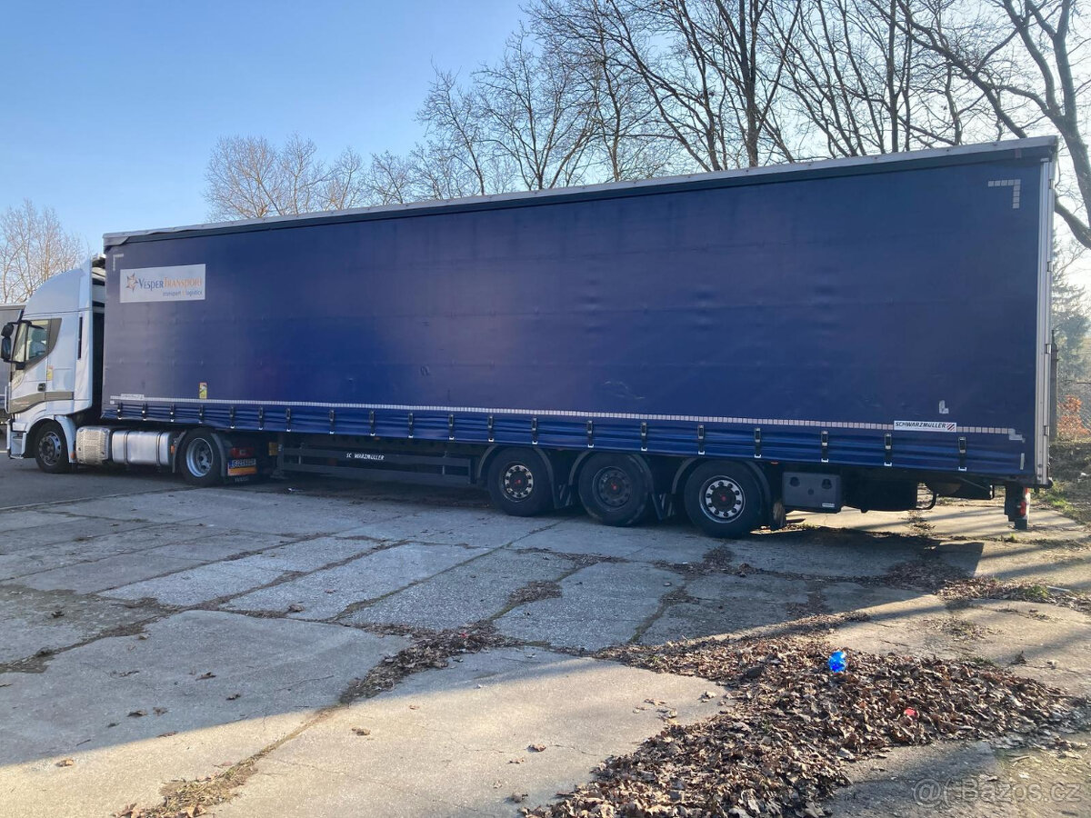 Iveco stralis xp a návěs schwarz low deck
