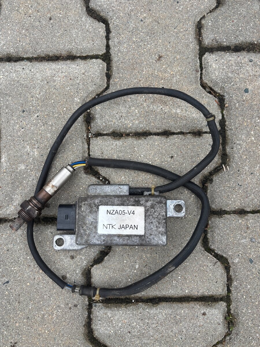 NOX Sensor NTK NZA05-EV4 03C 907 807 D