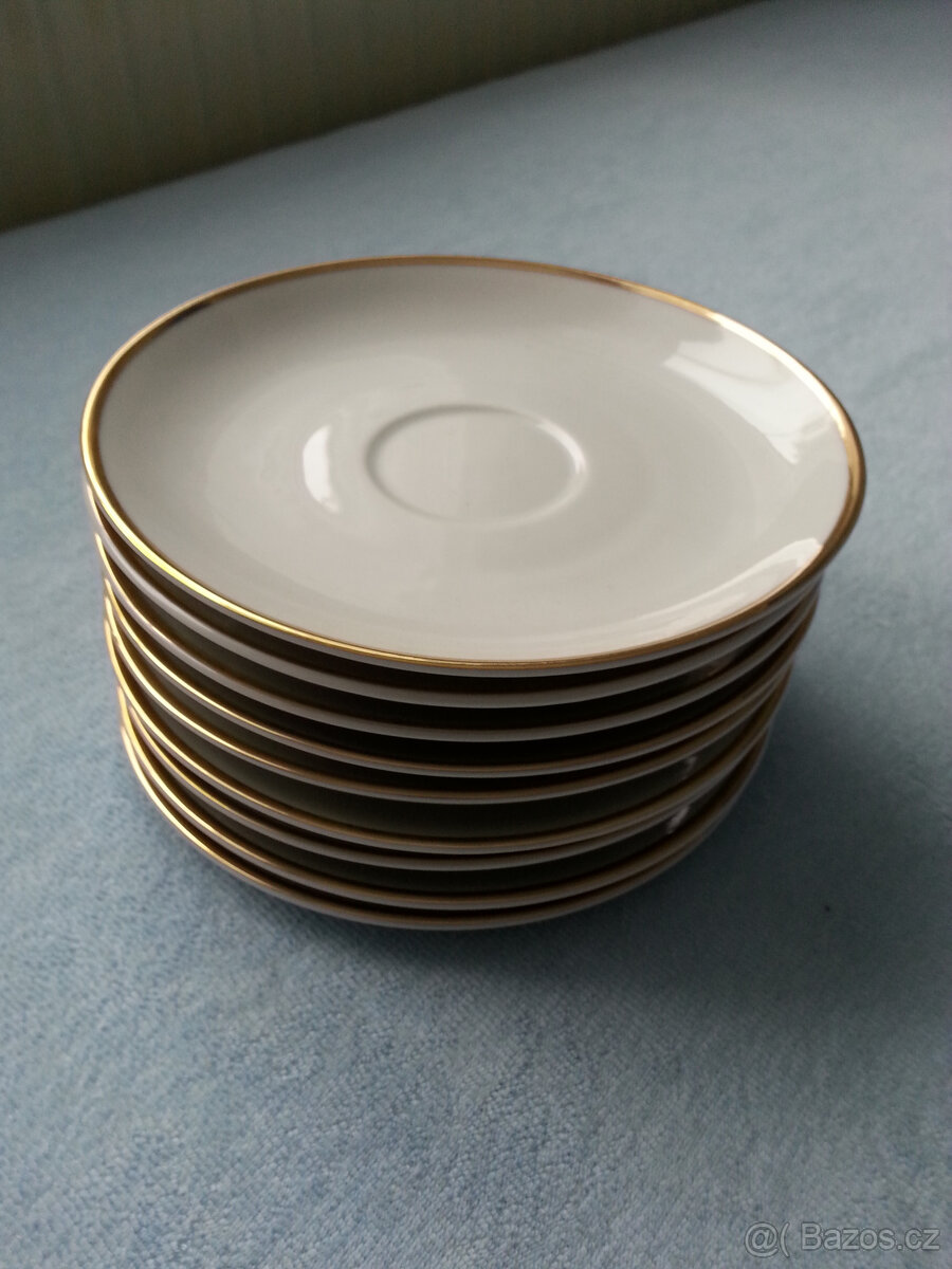 Talířky porcelán se zlatým okrajem