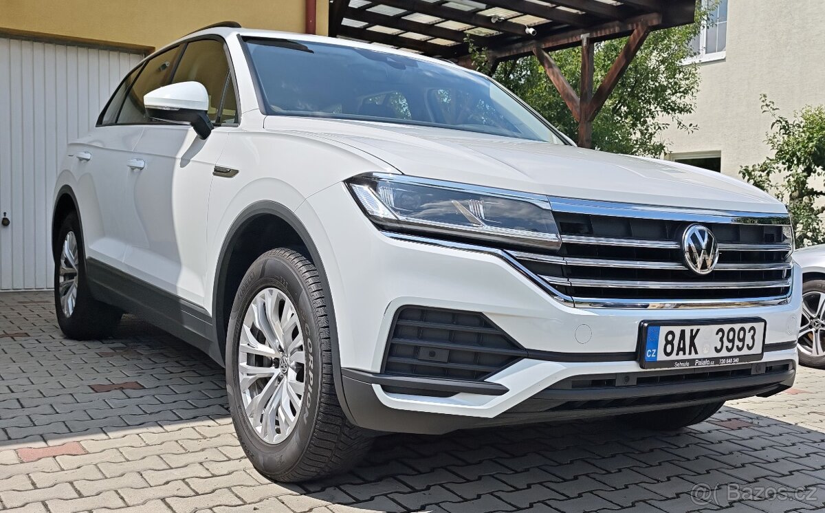 VW Touareg V6 3.0 TDI, 11/2020, 4x4, tažné, původ ČR, +DPH