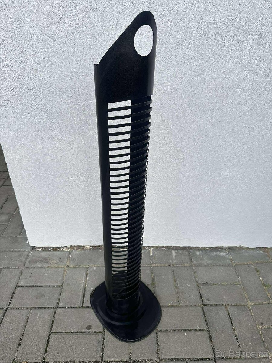 stojan na CD