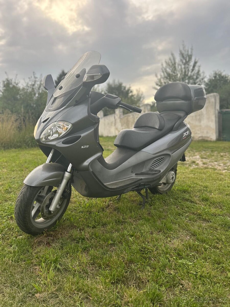 Piaggio X9 Evolution 125ccm scooter, po servisu
