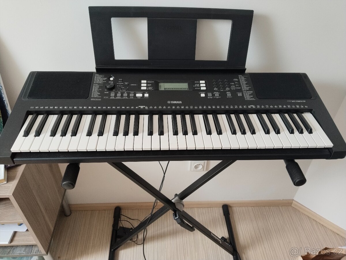 Klávesy Yamaha E363