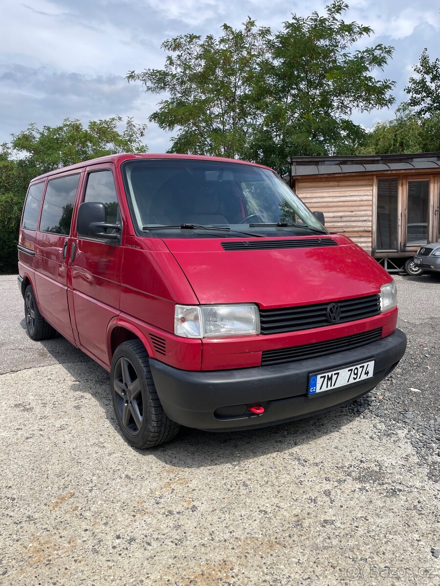 Volkswagen t4 2.5tdi 65kw 9 míst