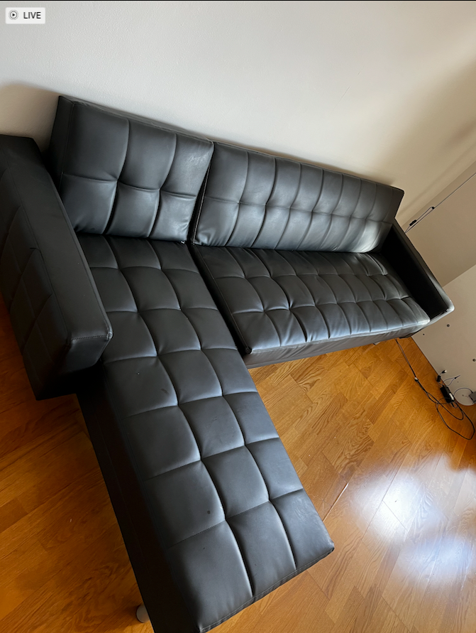 Černá rozkládací pohovka/gauč