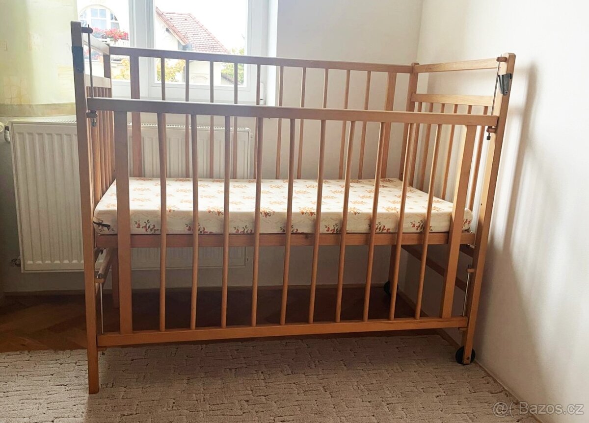 Postýlka dětská stahovací s matrací