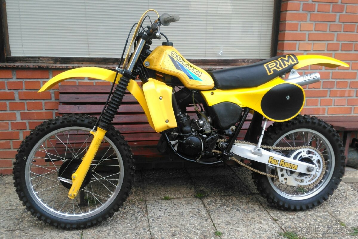 Suzuki RM 125 2T 1983/TOP STAV/•••PO RENoVACi•••