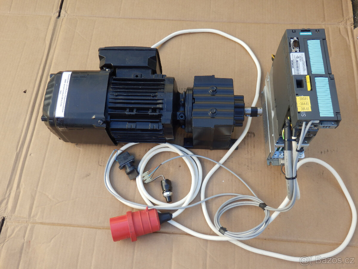 Elektromotor s převodovkou a frekvenčním měničem. 550W 0-220