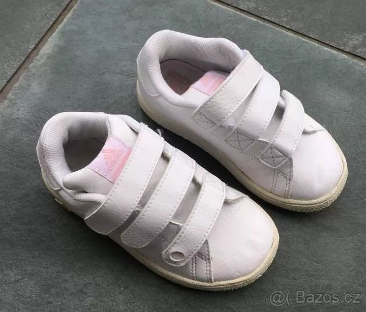 Botičky Adidas na suchý zip [snížená cena]