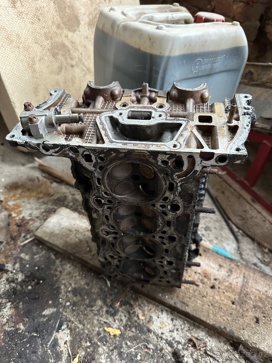 Hlava válců OPEL Z12XEP Z14XEP