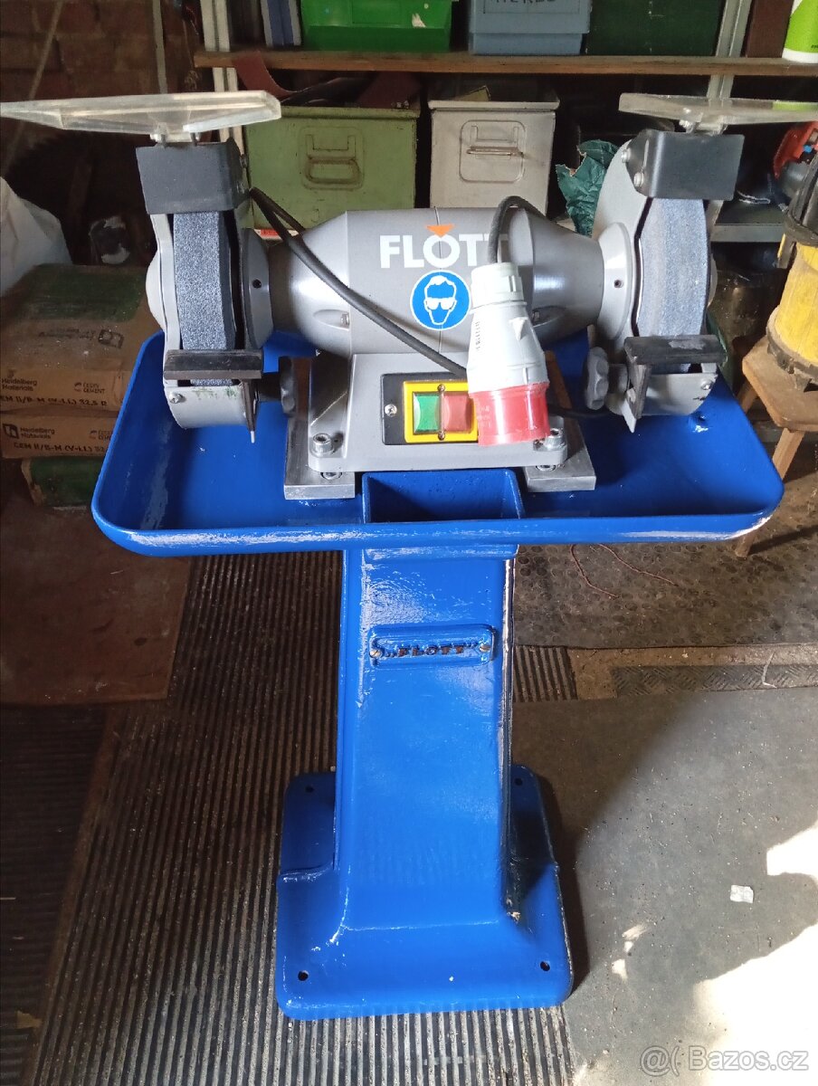 Bruska dvoukotoučová