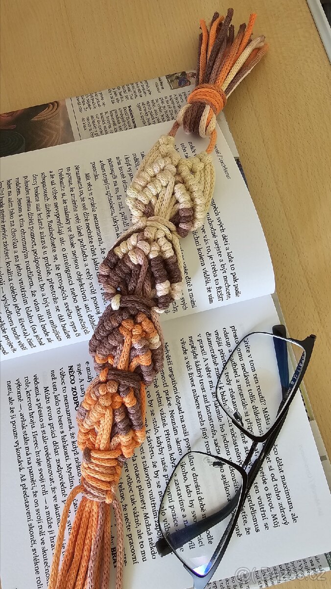 Nová handmade ručně vyráběná macrame záložka do knížky