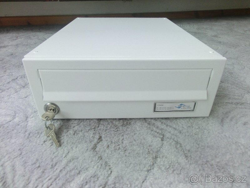 Prodáme nepoužitou poštovní schránku Dols B-01