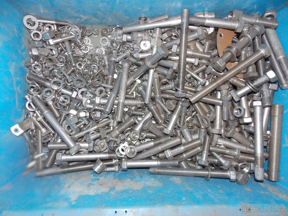 Nerezové šrouby matky a podložky