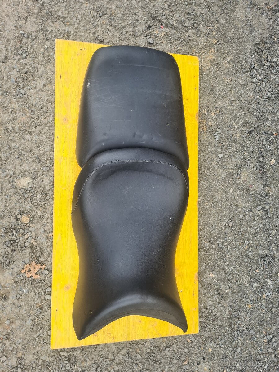 Sedačka Bmw R 1100 RT