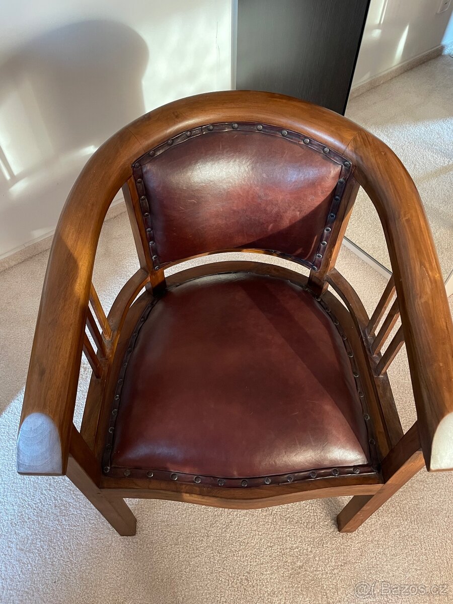 Luxusní křesla, kůže - teak