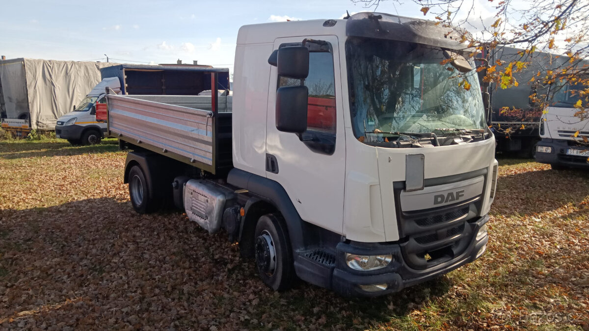 Sklápěcí nákladní vůz DAF LF 220, dobře udržovaný, příležito