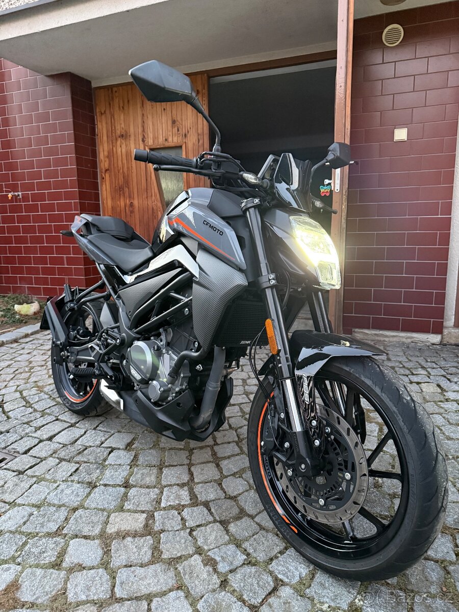 Cf moto 300nk 2021