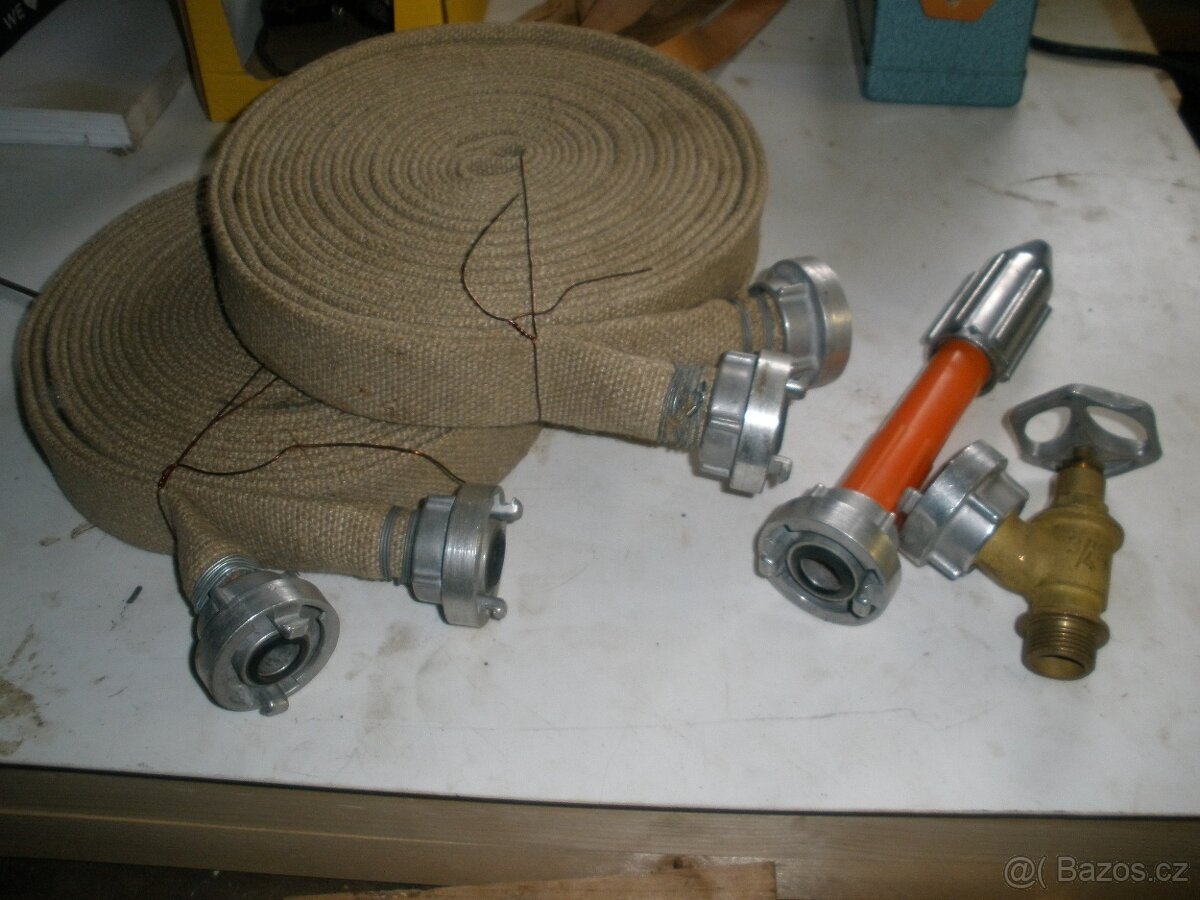 HADICE A POSTŘIKOVAČ