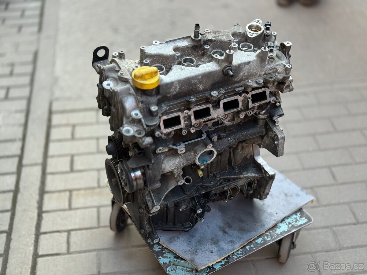 Motor a převodovka Nissan X-trail T30 2.2 100kw