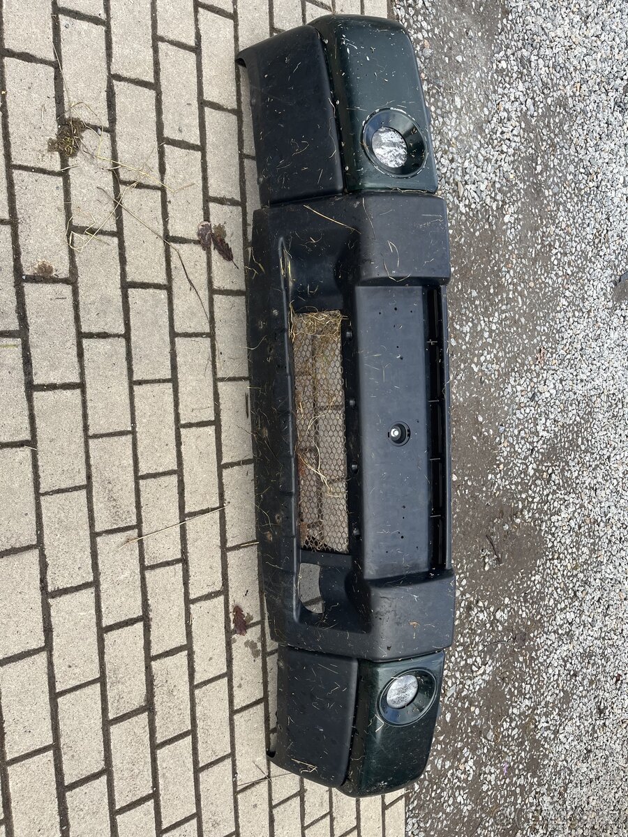 Prodám přední nárazník discovery 2 facelift.