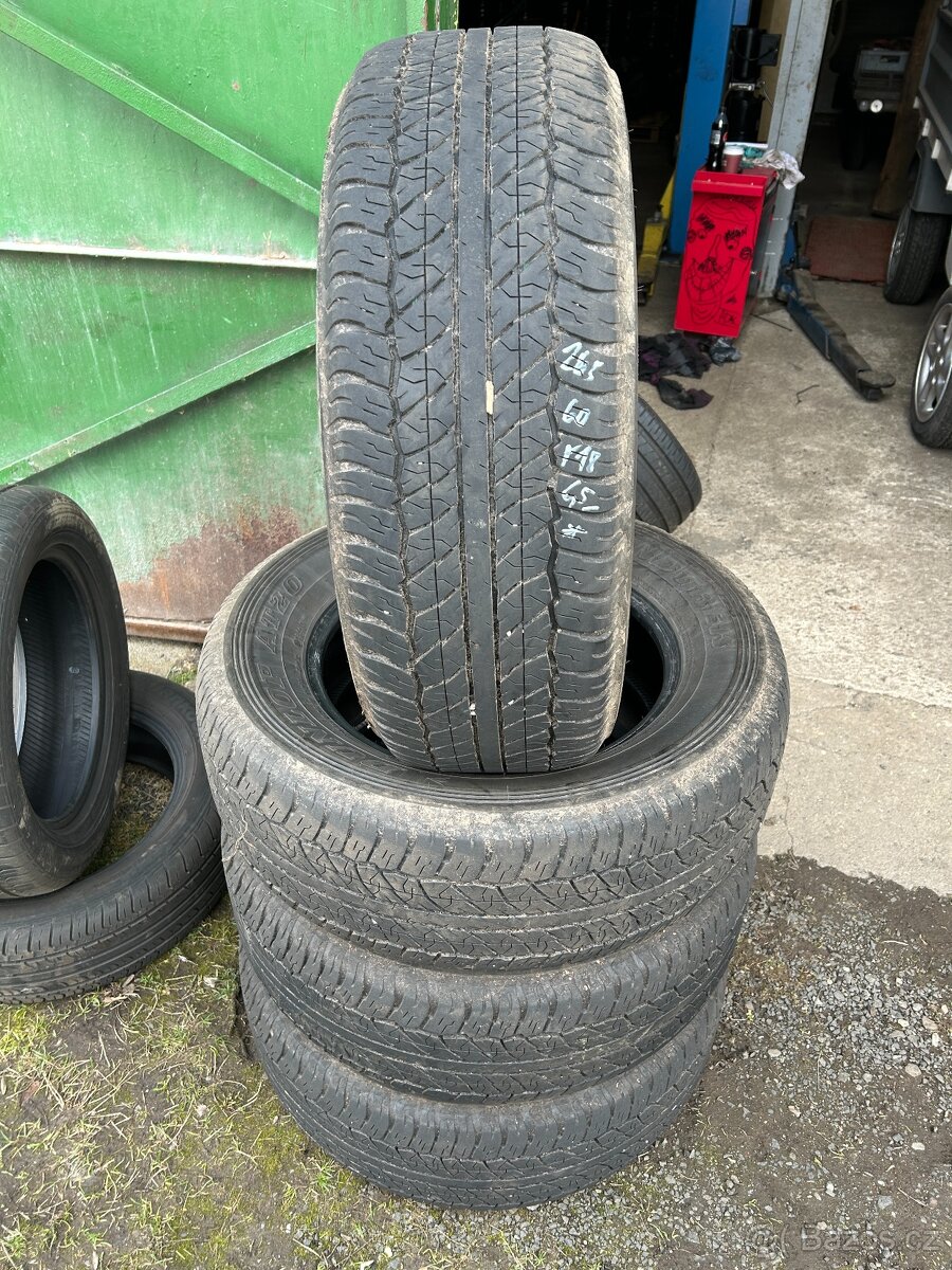 4ks celoroční pneu Dunlop 265/60/18