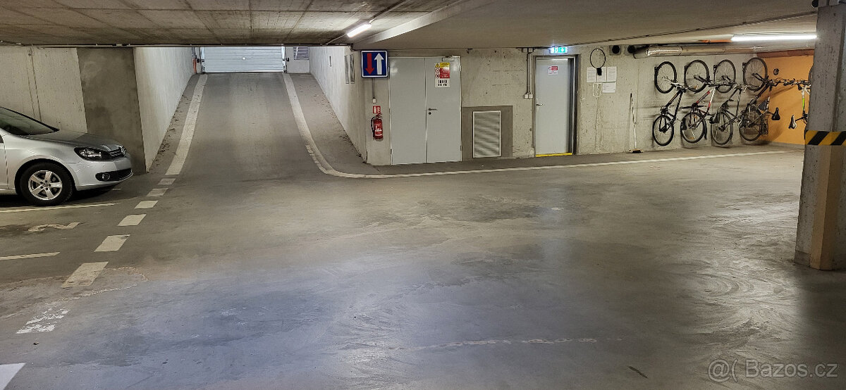 Pronájem parkovacího stání Brno - Kovářská
